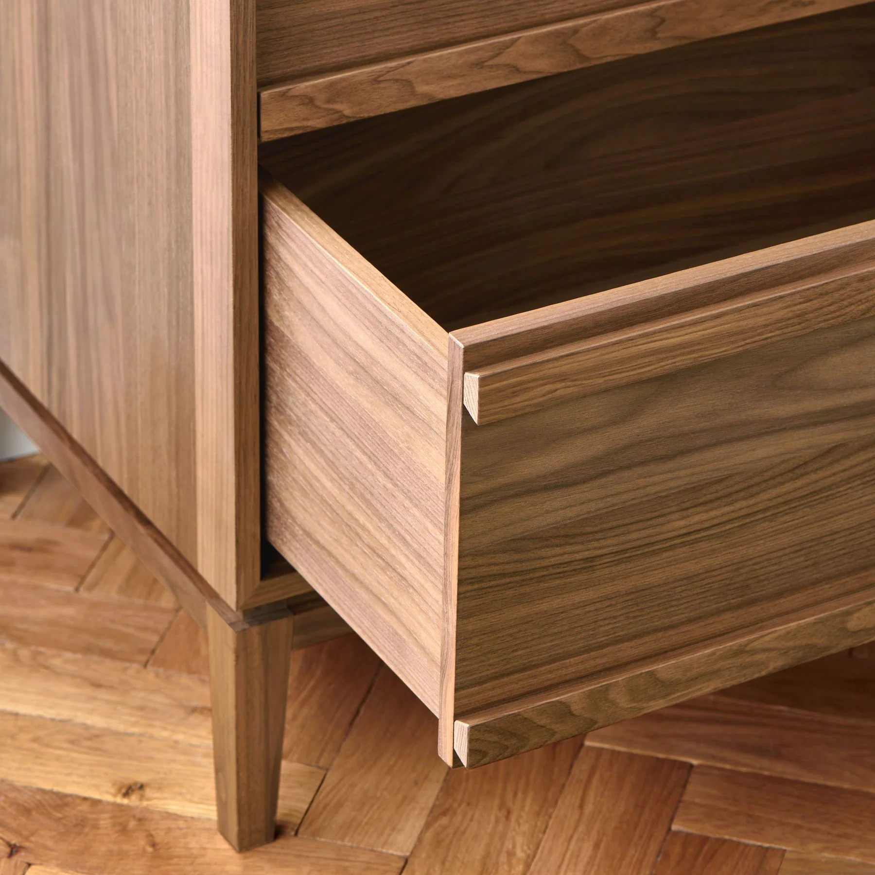 Nordwyn Chest of Drawers - Solid Walnut/Teak/Oak Wood (Tall) - Image 4